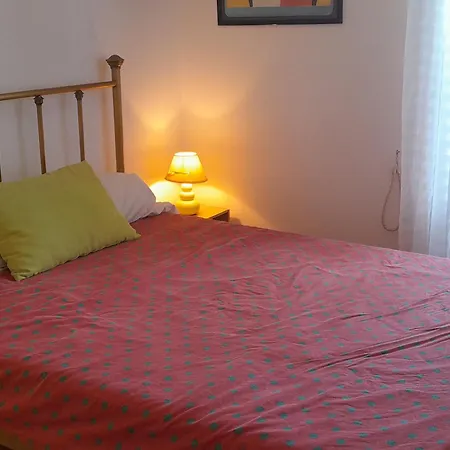 Maison 2 Chambres, Proche Et Commerces A - Fr-1-239-1137