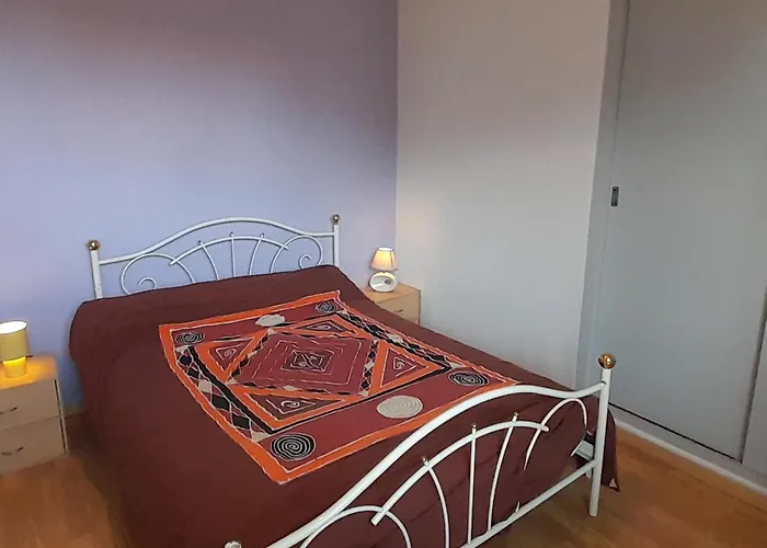 Maison 2 Chambres, Proche Et Commerces A - Fr-1-239-1137