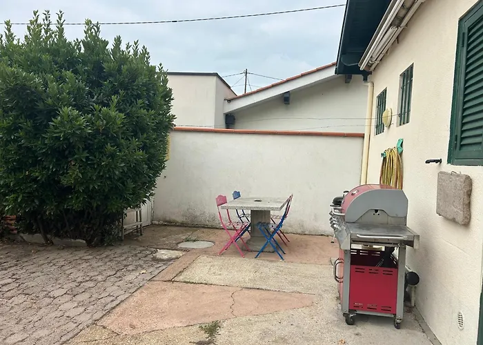 Maison 2 Chambres, Proche Et Commerces A - Fr-1-239-1137